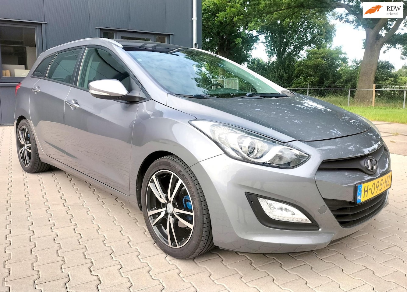 Hyundai i30 Wagon - 1.6 GDI Business Edition Automaat! - AutoWereld.nl