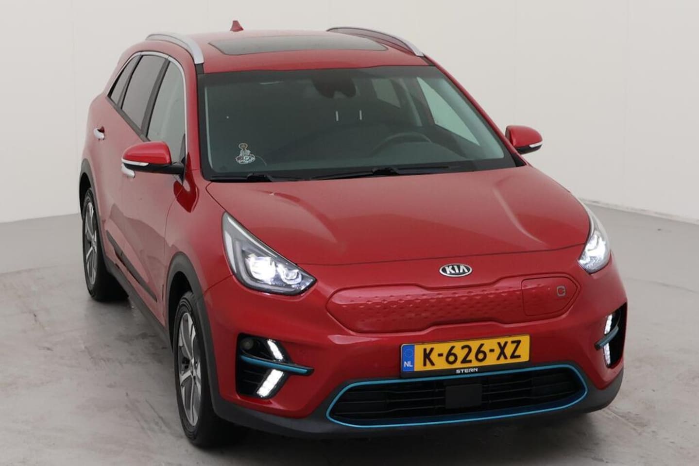 Kia e-Niro - DYNAMIQ PLUSLINE 64KWH 3FASE/ACARPLAY/ODAK/FABRIEKSGARANTIE - AutoWereld.nl