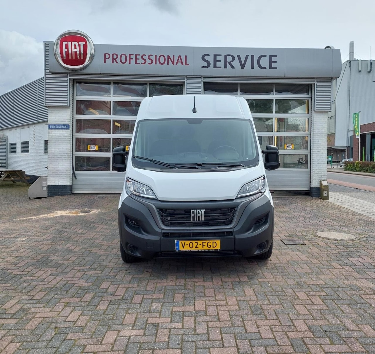 Fiat Ducato - 35 2.2 MultiJet L3H2 35 2.2 MultiJet L3H2 140PK - AutoWereld.nl