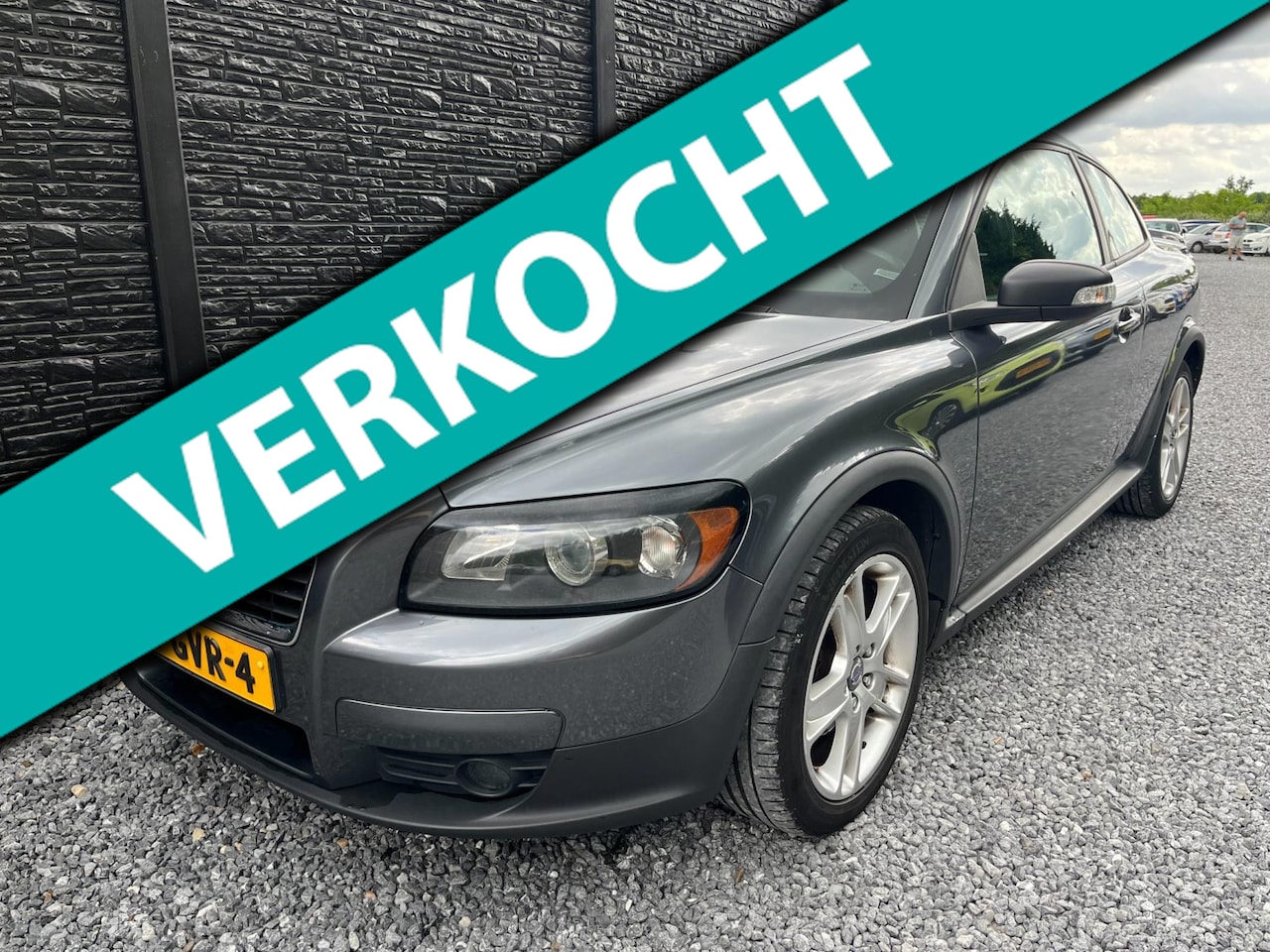 Volvo C30 - 1.8 Orgineel NL AUTO, NAP, Lederen bekleding, Nieuwe APK, 17'' LM velgen, Nette Auto! - AutoWereld.nl