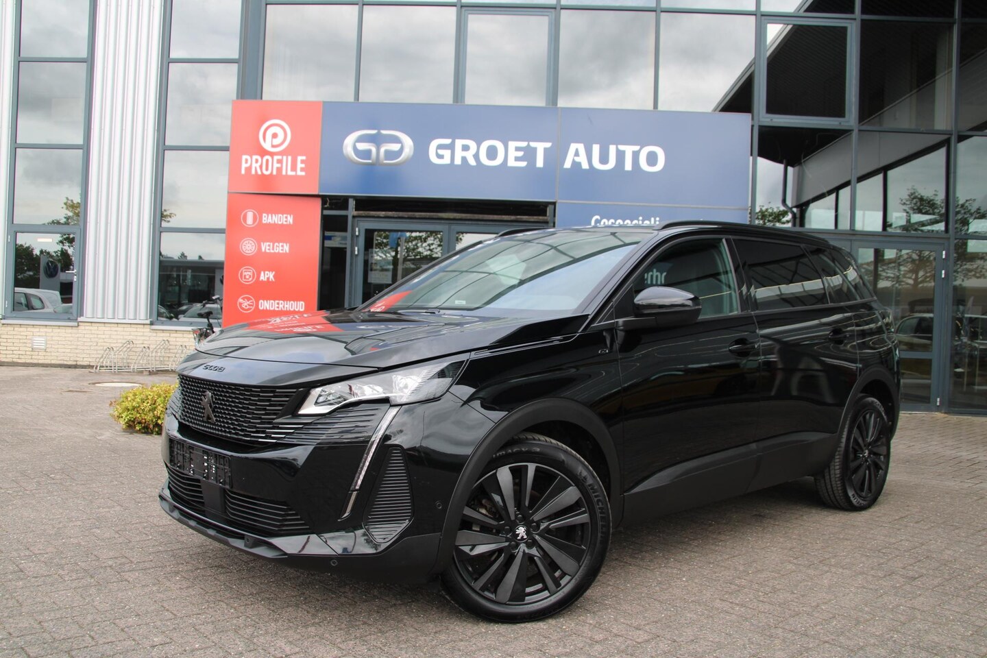 Peugeot 5008 - 1.2 PureTech 130pk GT Automaat 7-zits Stoelverwarming Black Pack Vol!!!!!!!! - AutoWereld.nl