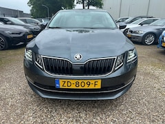 Skoda Octavia - 1.0 TSI Greentech Style Business 115 PK DSG AUT CAMERA NAVI LED ECC