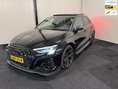 Audi RS3 - 2.5 TFSI Quattro FULLCARBON/VOSSEN/PANO/HUD/AMBIENT/KEYLESS/MATRIX/B&O/NIEUWSTAAT