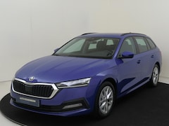 Skoda Octavia Combi - 1.4 TSI iV PHEV Business Edition | Navigatie | Cruise control | Keyless | CarPlay | Draadl