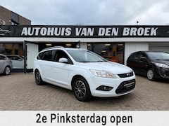 Ford Focus - 1.8 Titanium 125Pk White Magic 1e Eigenaar Airco Elek Pakket Dakrails Nw Apk