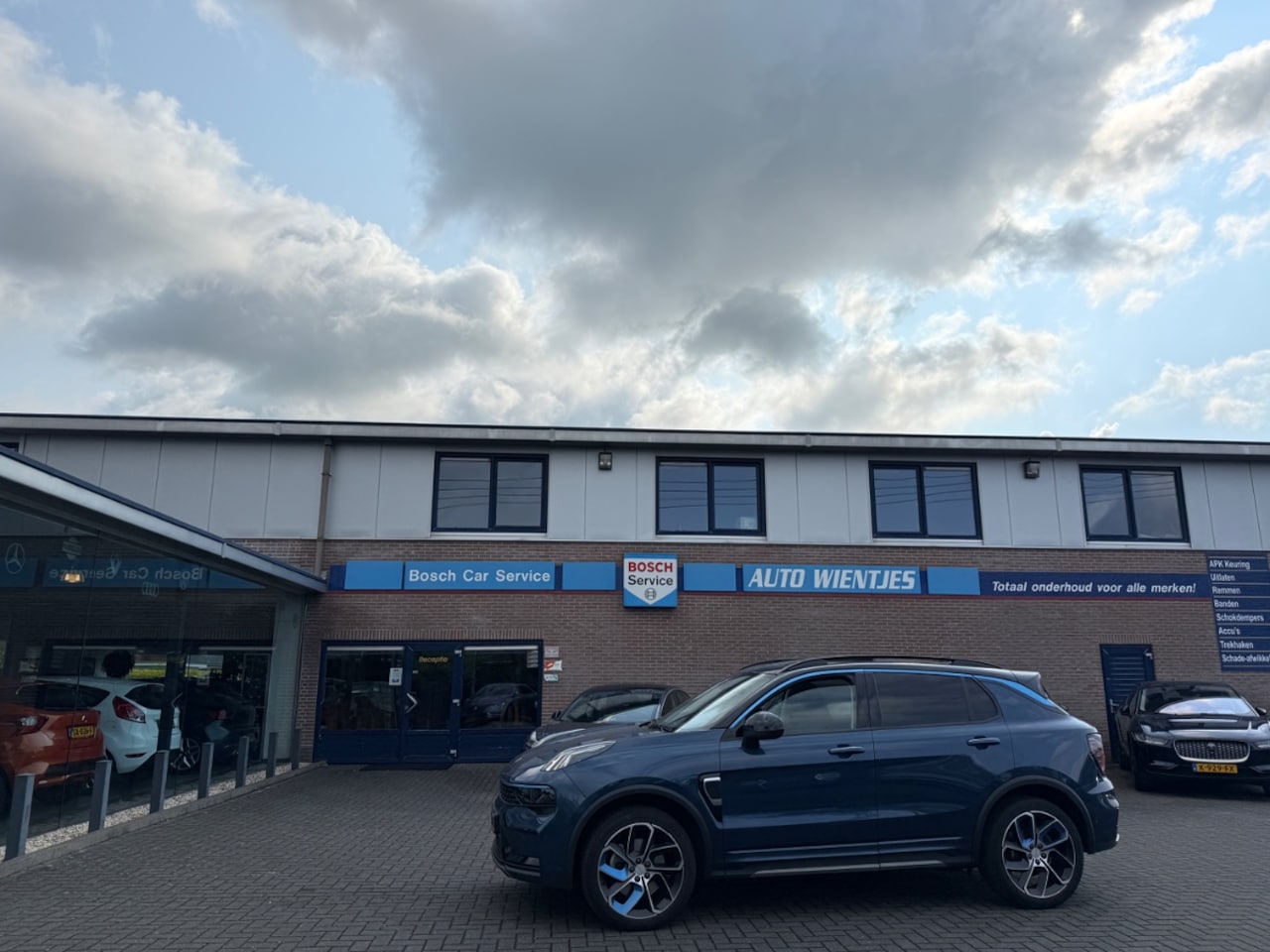 Lynk & Co 01 - 1.5 Plug-in Hybrid | Pano | Navi | Carplay - AutoWereld.nl