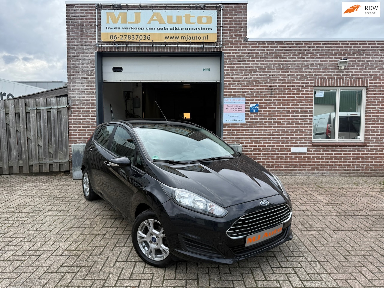 Ford Fiesta - 1.0 Ambiente 5drs airco bluetooth - AutoWereld.nl