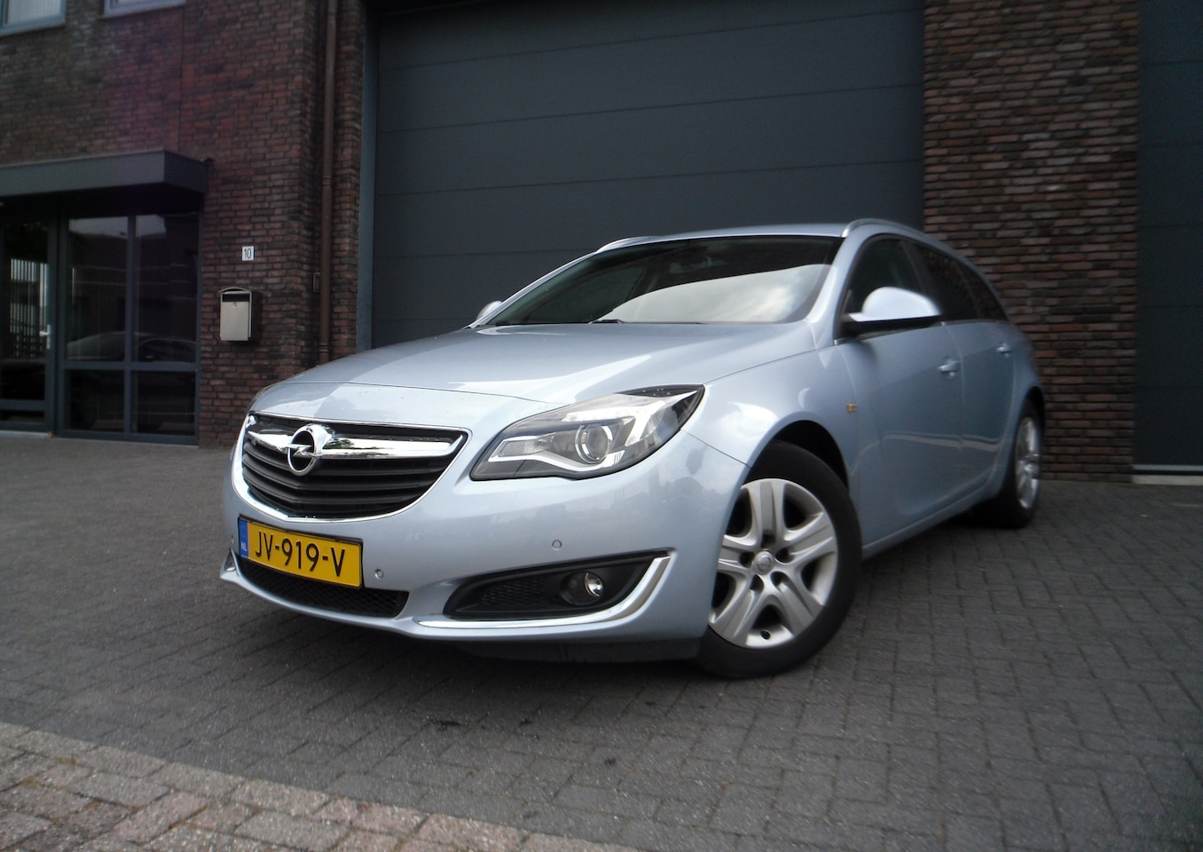 Opel Insignia Sports Tourer - 1.6 CDTI EF Business+ Climate Control Cruise Control - AutoWereld.nl