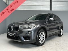 BMW X1 - sDrive18i High Executive Pano|Camera|Navi|Cruise|Leder