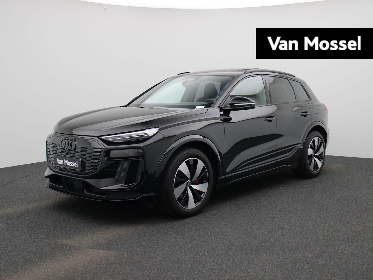 Audi Q6 e-tron - S edition 100 kWh | Luchtvering | S-line | panorama dak | Stoelverwarming | Velgen 20 inch - AutoWereld.nl