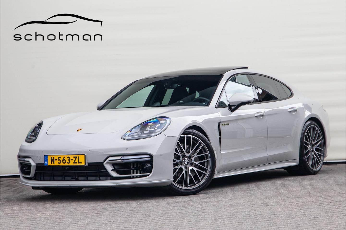 Porsche Panamera - 2.9 4 E-Hybrid SportDesign, Sportuitlaat, Vierwielsturing, Pano, Bose, Luchtvering 2022 - AutoWereld.nl