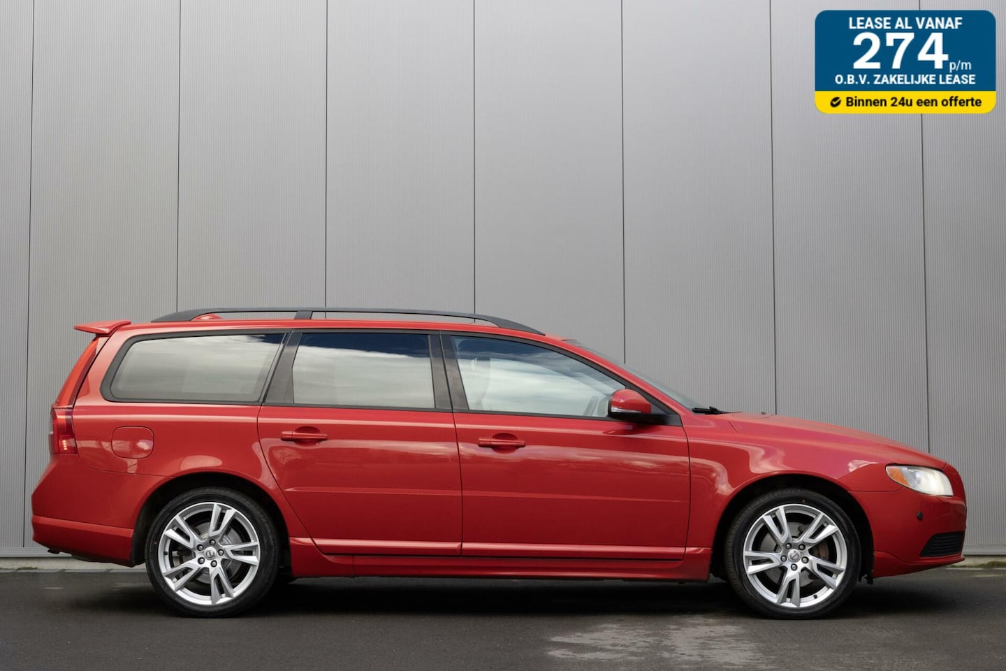 Volvo V70 - 2.5T Momentum Stoelverwarming|Xenon|230PK - AutoWereld.nl