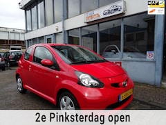 Toyota Aygo - 1.0-12V