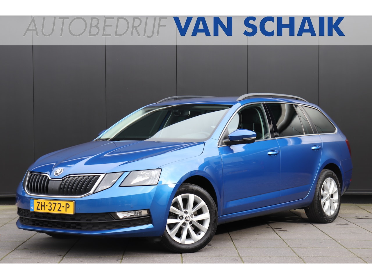 Skoda Octavia Combi - 1.6 TDI Greentech Ambition Business | STOELVERWARMING | PARKEERSENSOREN | APPLE CARPLAY | - AutoWereld.nl