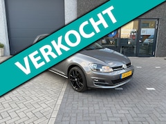Volkswagen Golf - 1.2 TSI Highline Camera Clima Navi Cruise Parkeersensoren
