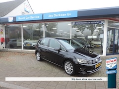 Volkswagen Golf Sportsvan - 1.4 TSI 150PK DSG Highline - Standkachel | Massage | Trekhaak | Blindspot | ACC