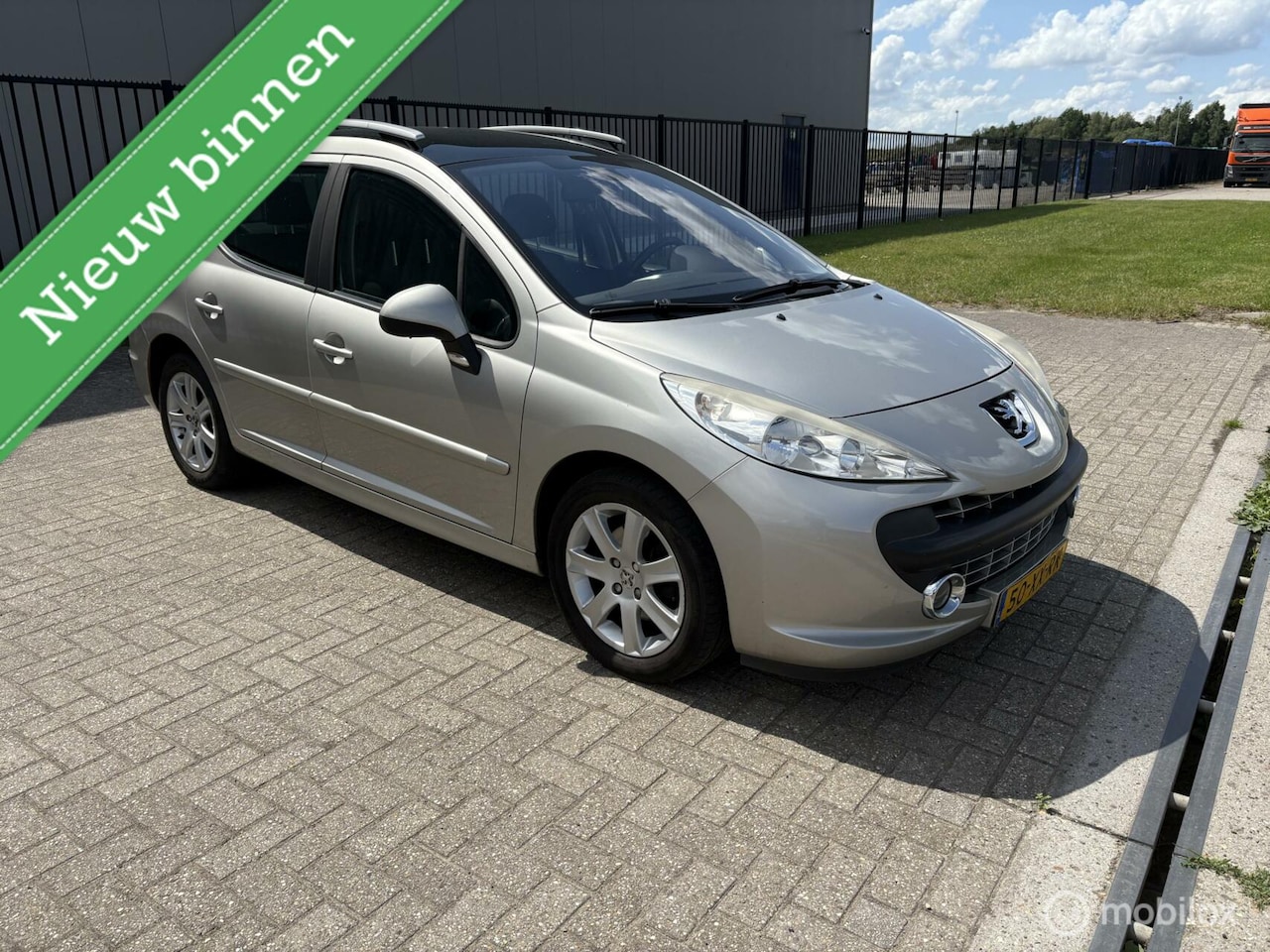 Peugeot 207 SW - 1.6 VTi XS Première 1.6 VTi XS Première - AutoWereld.nl