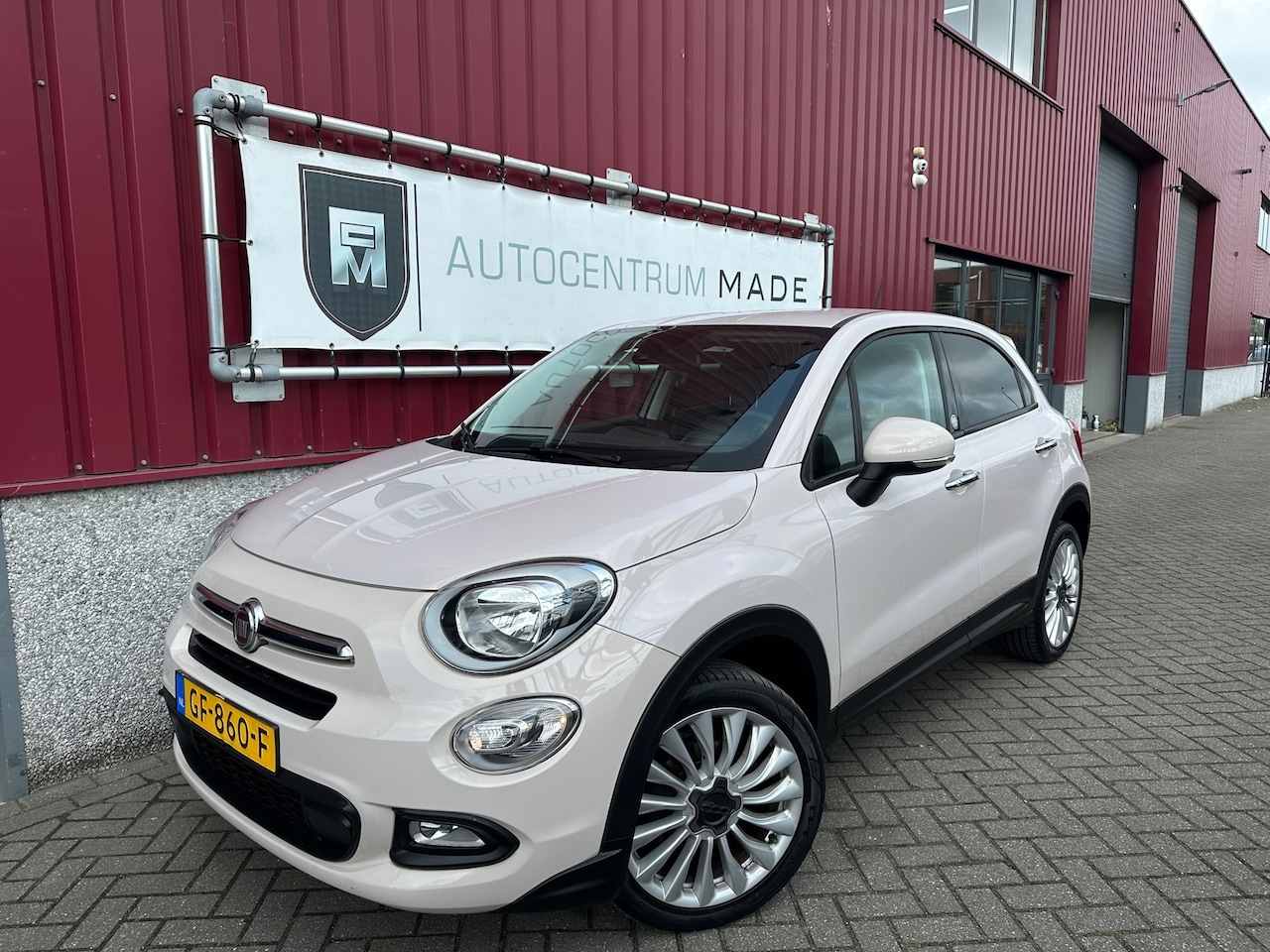 Fiat 500 X - 1.4 Turbo MultiAir PopStar // 176 DKM NAP // Navi // Clima // Cruise control - AutoWereld.nl