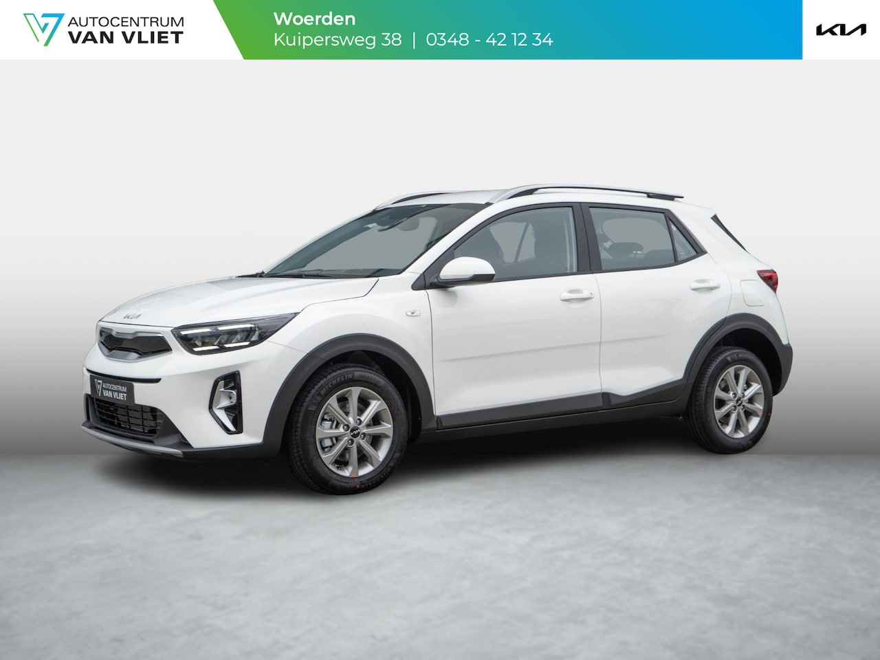 Kia Stonic - 1.0 T-GDi MHEV DynamicLine ANWB Private Lease v.a 373,- € | Op voorraad | Navigatie | PDC - AutoWereld.nl