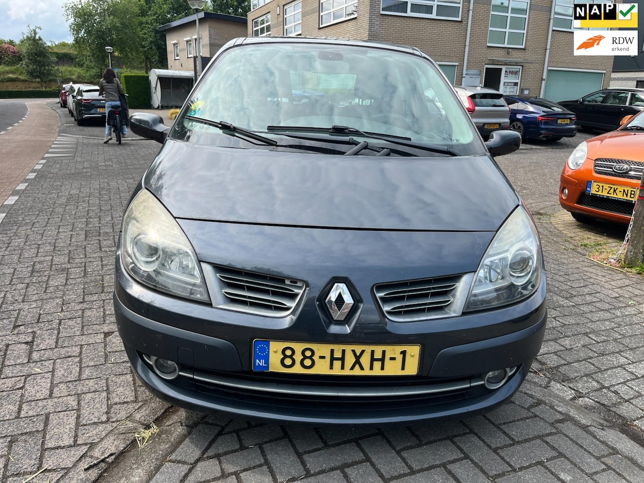 Renault Scénic - 1.6-16V Business Line 1.6-16V Business Line - AutoWereld.nl