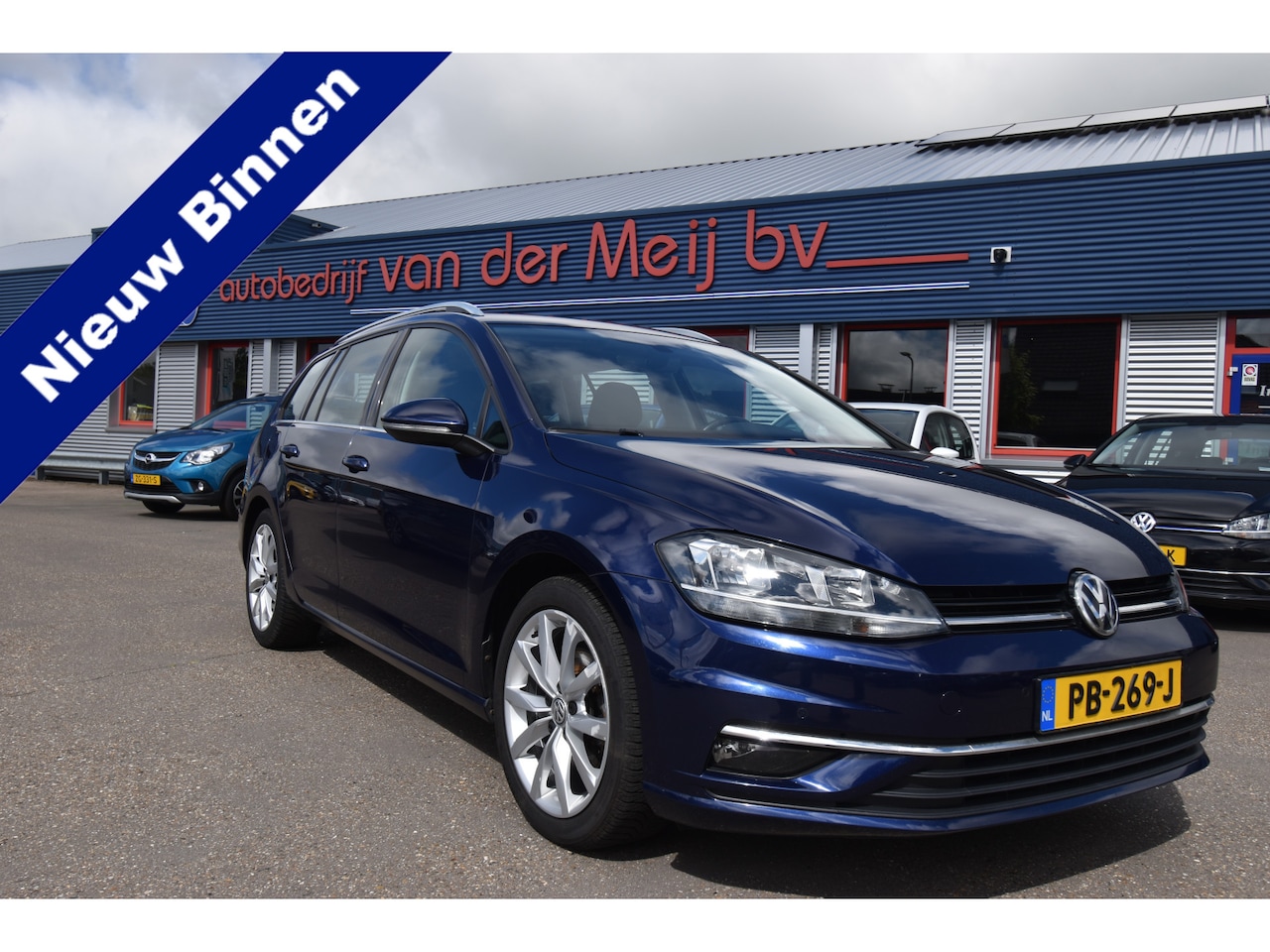 Volkswagen Golf Variant - 1.0 TSI Highline 1.0 TSI Highline , VIRTUAL COCKPIT , PDC V+A , NAVI , CLIMATR , LMV17 , - AutoWereld.nl
