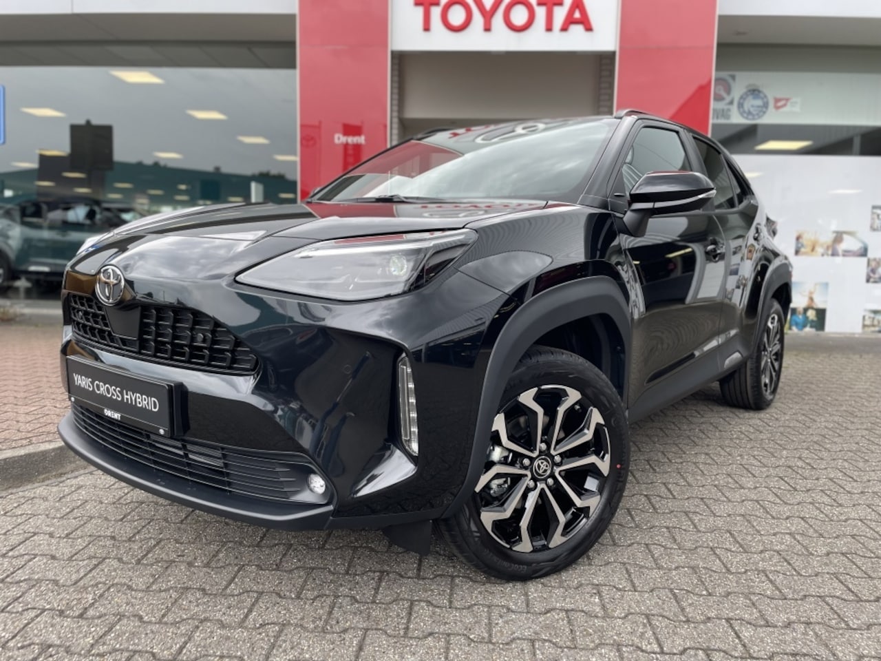 Toyota Yaris Cross - 1.5 Hybrid 130 Dynamic | Comfort Pack | Sensoren v/a | Stoelverw - AutoWereld.nl
