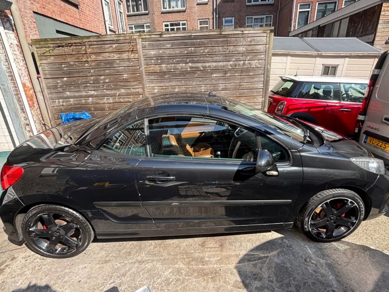 Peugeot 207 CC - 1.6 VTi Première(nw APK) - AutoWereld.nl