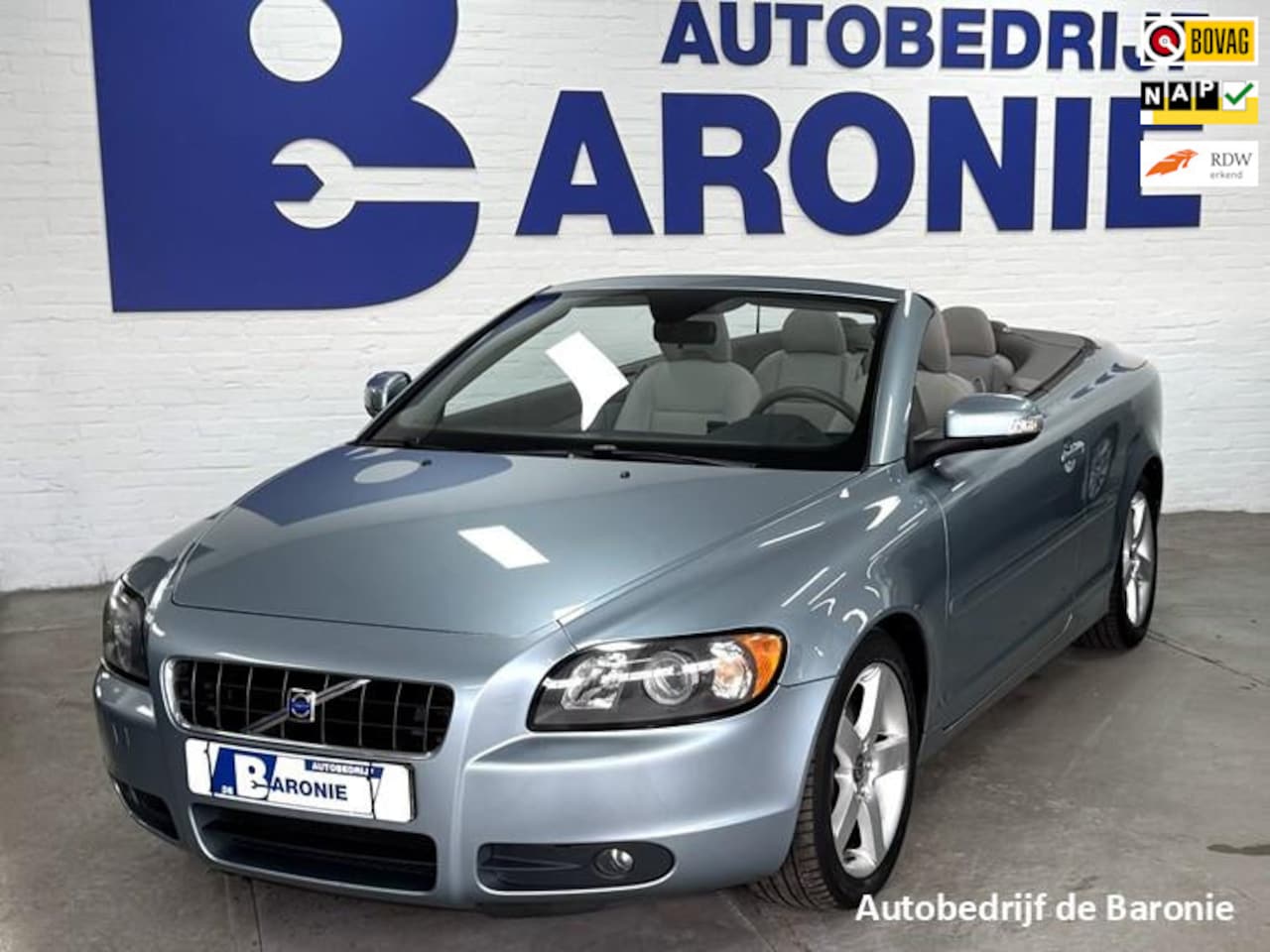Volvo C70 Convertible - 2.4 Kinetic 2.4 Kinetic - AutoWereld.nl