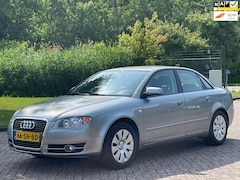 Audi A4 Limousine - 2.0 TFSI Pro Line Business/AIRCO/CRUISE/PARKEERSENS ACHTER/TREKHAAK