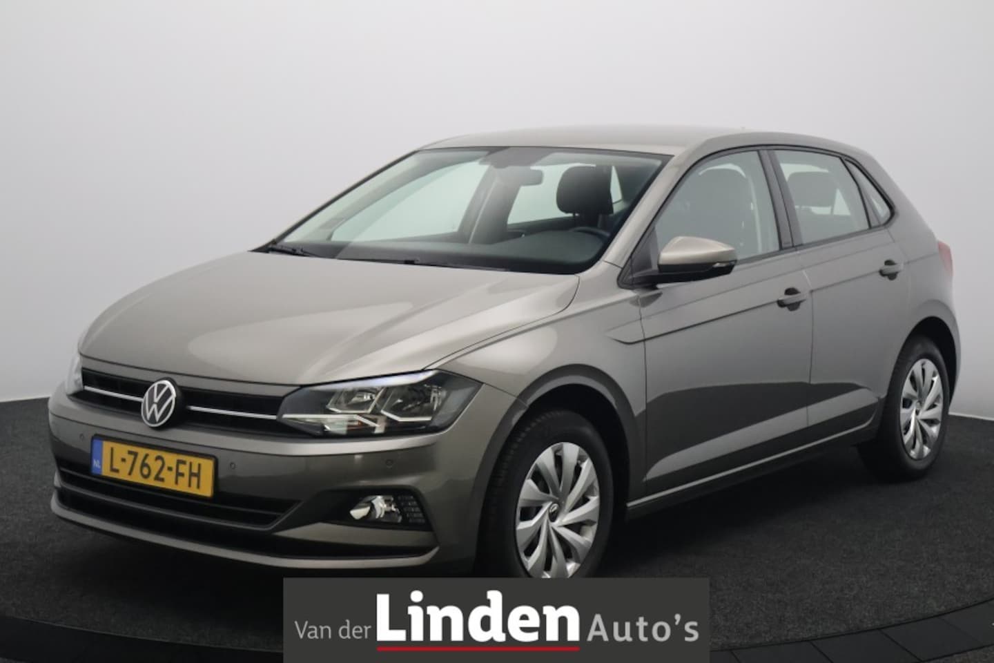 Volkswagen Polo - 1.0 TSI Comfortline | Parkeersensoren | Navigatie | Cruise control (adaptief) - AutoWereld.nl