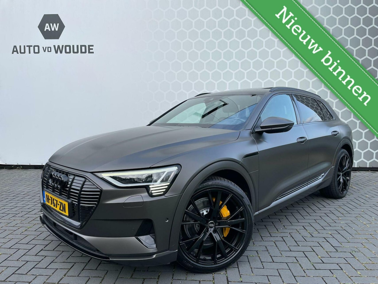 Audi e-tron - e-tron 55 quattro advanced 95 kWh PANO Matzwart - AutoWereld.nl