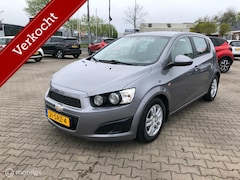 Chevrolet Aveo - 1.4 LTZ 5DRS 1EIG AIRCO CRUISE TRH
