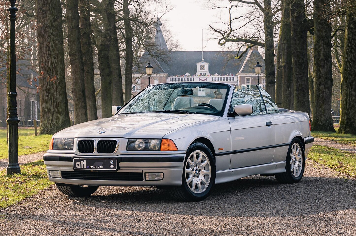 BMW 3-serie Cabrio - 328i BMW 328I, E36, Sportstuurwiel leder, BMW LM wiel Classic, Sportstoel, Radio BMW Reverse RD - AutoWereld.nl