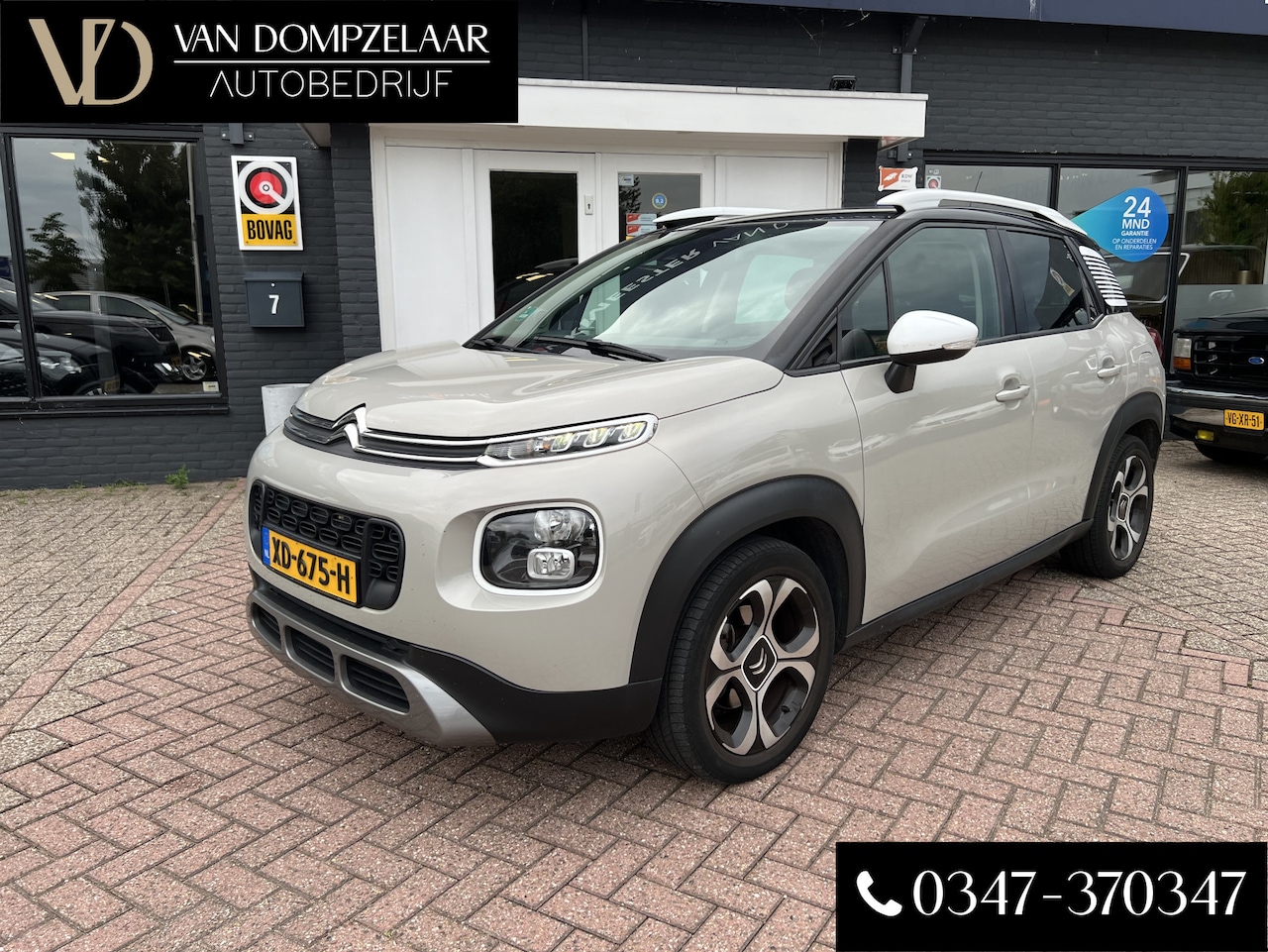 Citroën C3 Aircross - 1.2 S&S Feel 110PK / NAVI / TREKHAAK / PDC / CRUISE.C / - AutoWereld.nl
