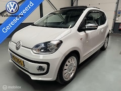 Volkswagen Up! - 1.0 High UP 75PK Pano|Navi|Uniek