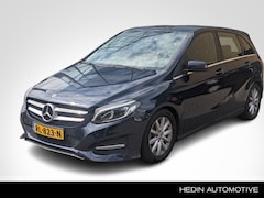 Mercedes-Benz B-klasse - B 180 Business Solution | Plus Pakket | Stoelverwarming | Trekhaak | Parkeerpilot | LED