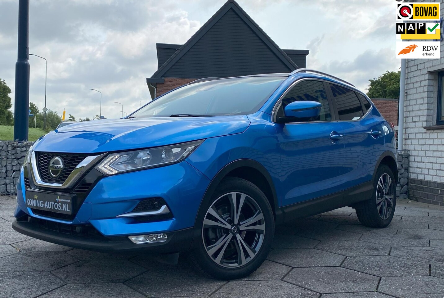 Nissan Qashqai - 1.2 N-Connecta Automaat/ Pano/ Clima/ 360 Cam/ LED - AutoWereld.nl