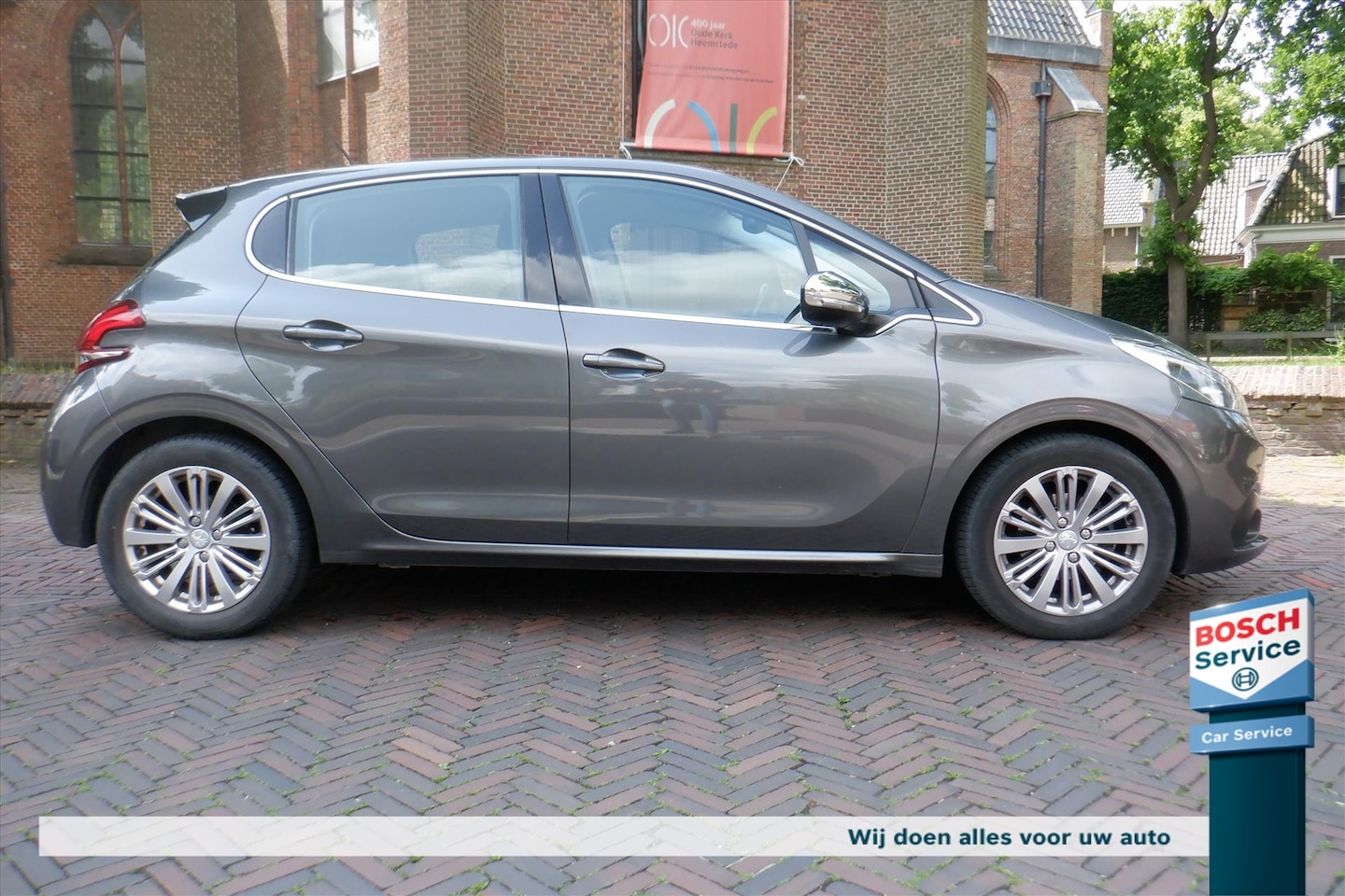 Peugeot 208 - 1.2 Puretech 110pk 5D EAT6 Allure - AutoWereld.nl