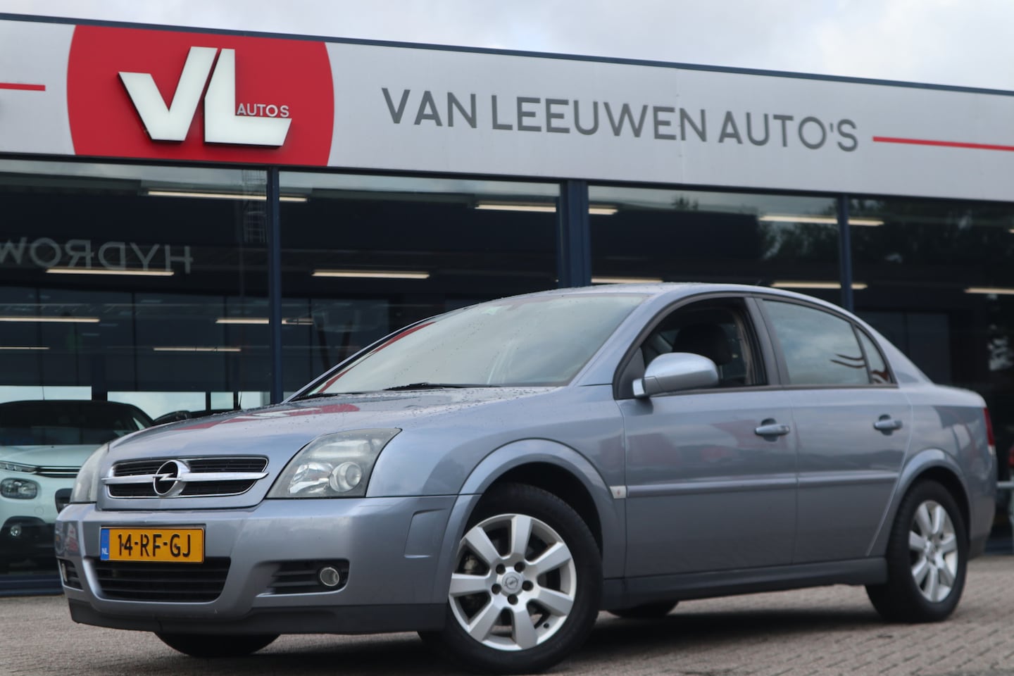 Opel Vectra - 2.2-16V V-line | Automaat | Trekhaak | Cruise - AutoWereld.nl