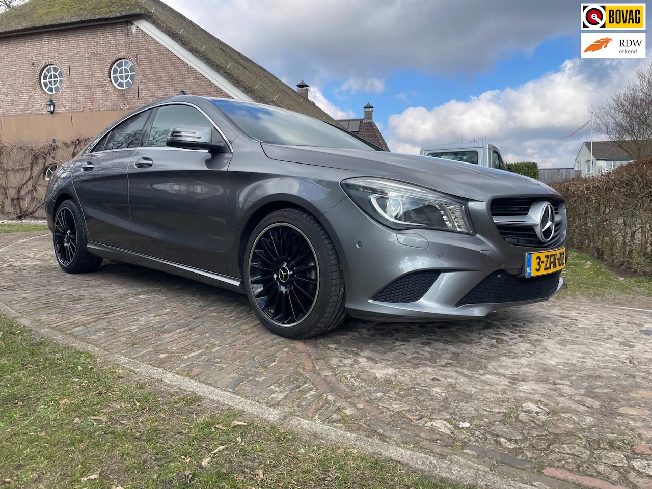 Mercedes-Benz CLA-Klasse - 180 BlueEFF. Lease Edition-Navi-NL auto-1/2 leer-18" LMV- - AutoWereld.nl
