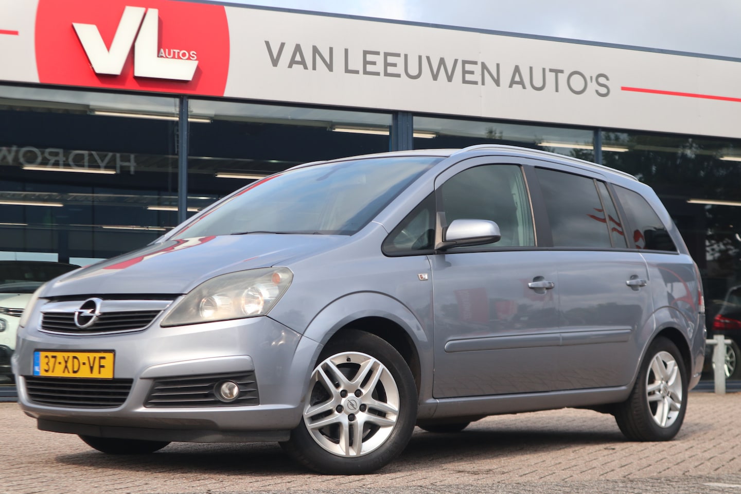 Opel Zafira - 2.2 Temptation | Automaat | 7 persoons | Cruise - AutoWereld.nl