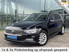 Volkswagen Passat Variant - 1.5 TSI Business 150pk Navigatie / Stoelverwarming / Trekhaak