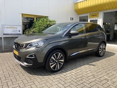Peugeot 3008 - 1.2 BL Premium Navi Trekhaak 19 Inch