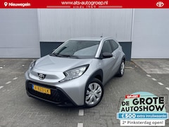 Toyota Aygo X - 1.0 VVT-i MT Play | Adaptive Cruise Control | Achteruitrijcamera | Apple Carplay & Android