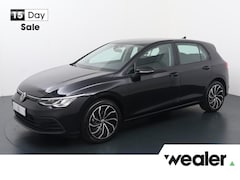 Volkswagen Golf - 1.0 TSI Life | 110 PK | Climate control | LED verlichting | Adaptive cruise control |