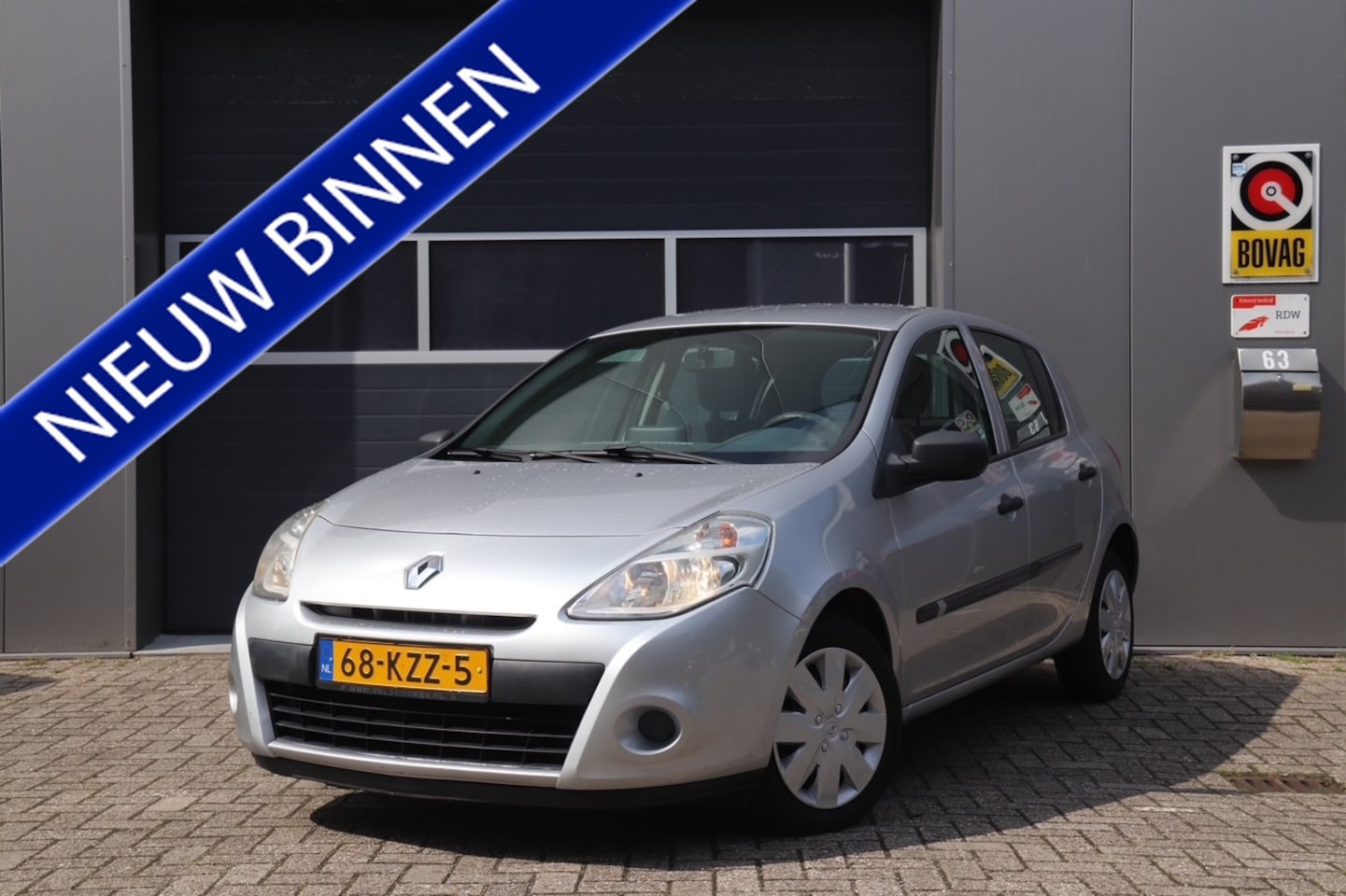 Renault Clio - 1.2 Special Line 1.2 Special Line, Airco, Navigatie - AutoWereld.nl