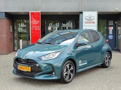 Toyota Yaris - Hybrid 115 DYNAMIC STOEL/STUURVERW BLIND SPOT PARK-SENSOREN NAVI CLIMA KEYLESS 16'' LM-VEL