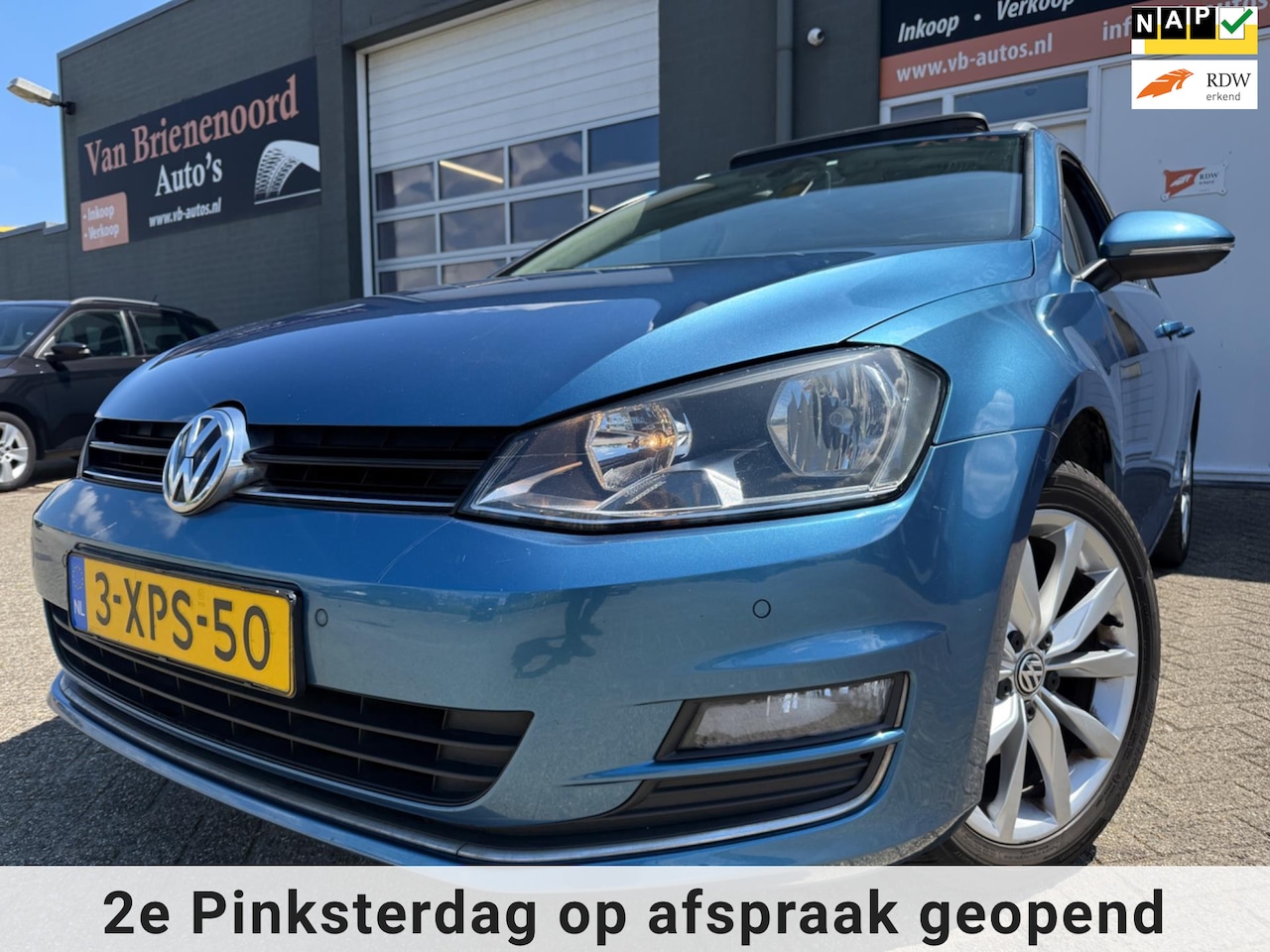 Volkswagen Golf Variant - 1.2 TSI Business Edition met elec panoramadak en parkeersensoren / camera en navigatie en - AutoWereld.nl