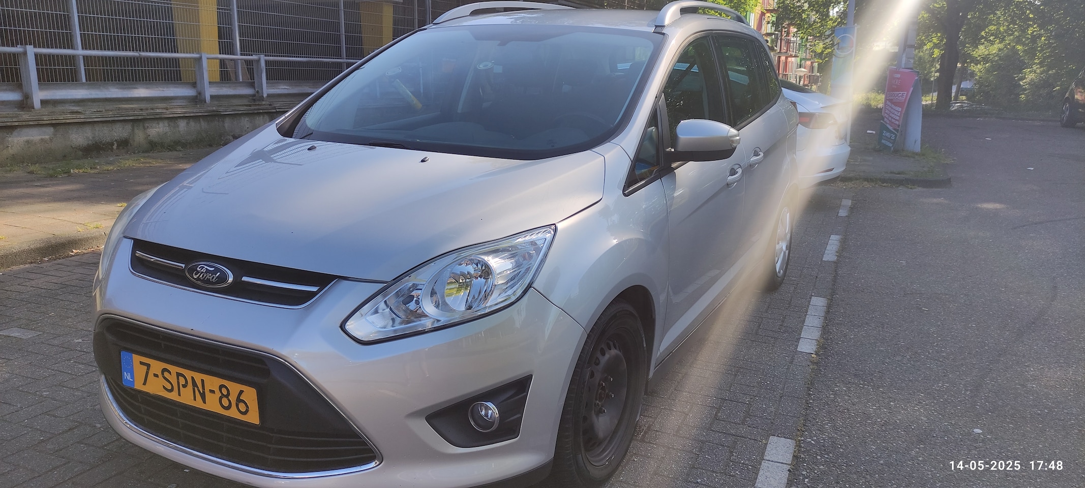 Ford Grand C-Max - 1.0 Titanium 7p. - AutoWereld.nl
