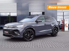 Volkswagen Tiguan - 1.5 eTSI DSG R-Line Black st 150pk /Panodak/Navi/Camera/20LM/Trekh